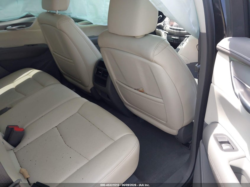 2017 CADILLAC XT5 auction photo 8