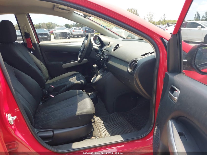 AtlanticExpress - Mazda 2