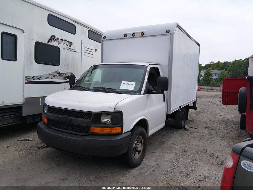 1GBHG31U141247064 2004 Chevrolet Express Cutaway photo 1