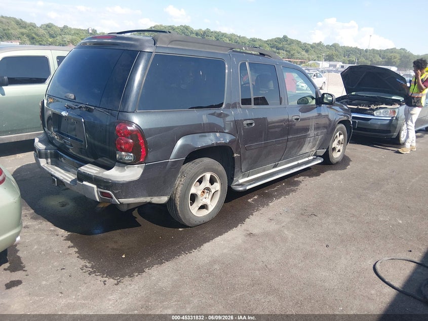 2006 CHEVROLET TRAILBLAZER EXT auction photo 4