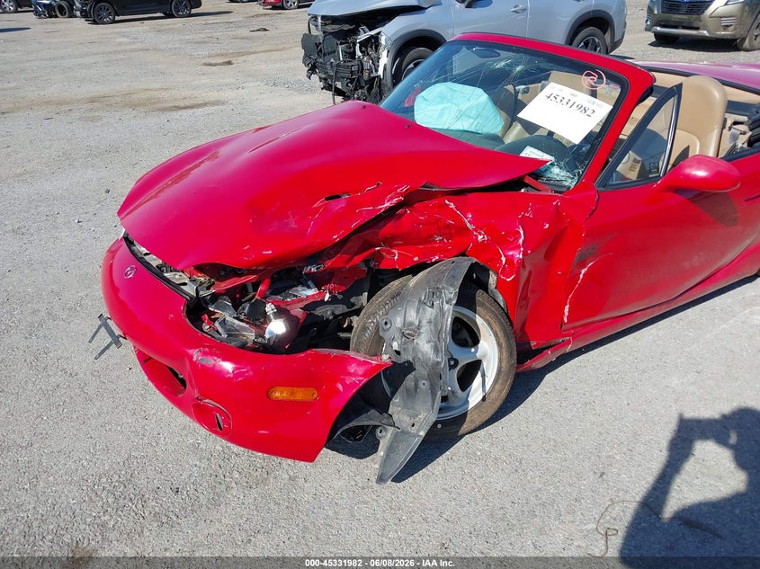 2000 Mazda Mx-5 Miata Ls/Special Edition VIN: JM1NB353XY0146535 Lot: 45331982