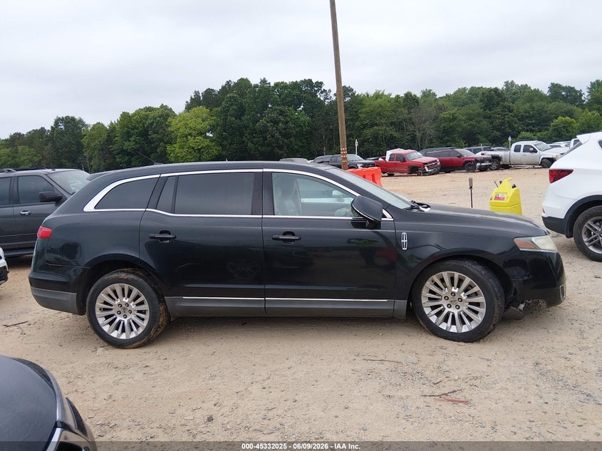 2010 Lincoln Mkt VIN: 2LMHJ5FR0ABJ10596 Lot: 45332025