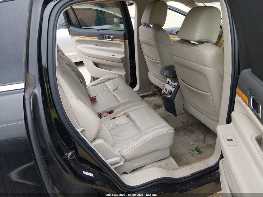 2010 Lincoln Mkt VIN: 2LMHJ5FR0ABJ10596 Lot: 45332025