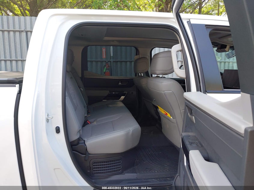 2024 TOYOTA TUNDRA HYBRID auction photo 8