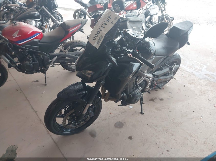 2018 KAWASAKI ZR900 auction photo 2