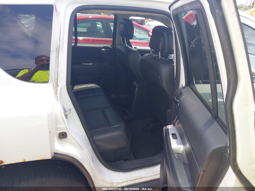 2015 JEEP COMPASS auction photo 8