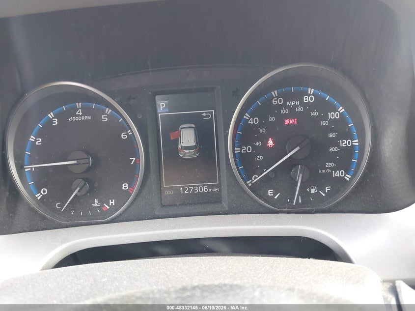 2018 TOYOTA RAV4 auction photo 7