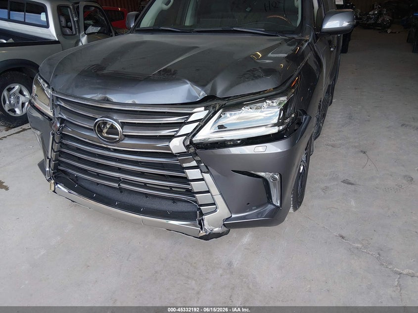 LEXUS LX 570 2018 VIN JTJHY7AX9J4260890