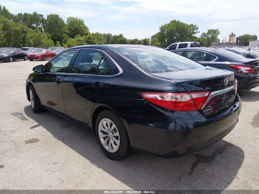 2015 TOYOTA CAMRY auction photo 3