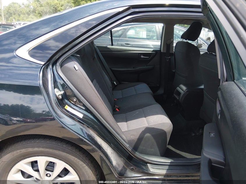 2015 TOYOTA CAMRY auction photo 8