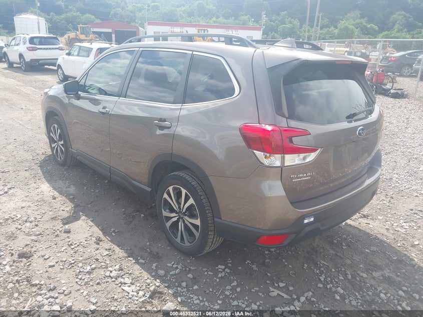 2023 SUBARU FORESTER auction photo 3