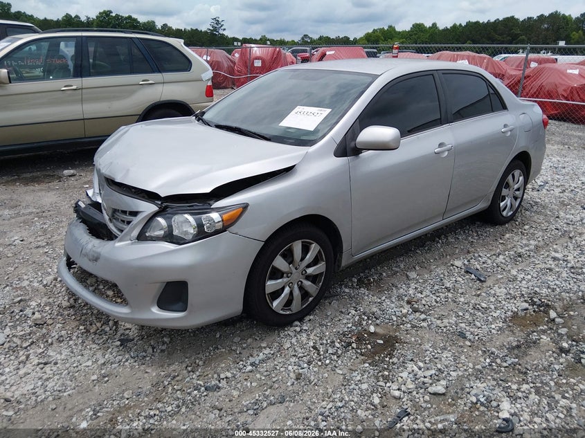 Vin: jtdbu4ee5dj117226, lot: 45830463, toyota corolla le 20132