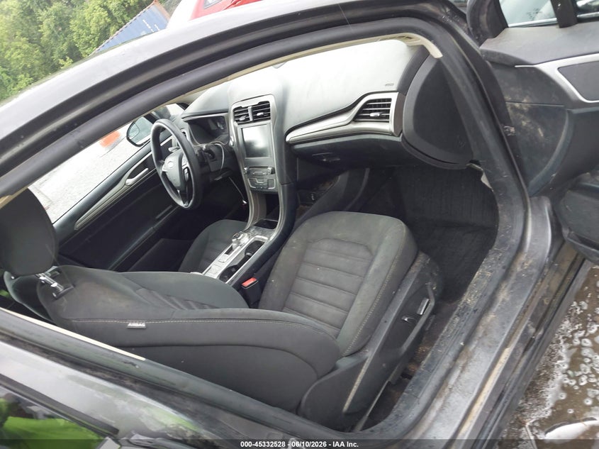 2018 FORD FUSION auction photo 5