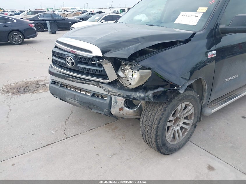 2010 TOYOTA TUNDRA GRADE 5.7L V8 · Фото 6