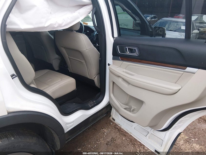 2018 FORD EXPLORER auction photo 8