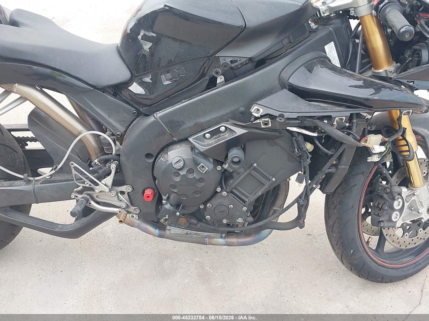 2005 YAMAHA YZFR1 auction photo 8