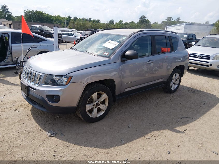 2017 JEEP COMPASS auction photo 2