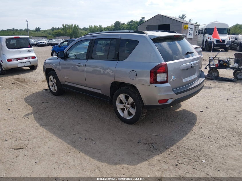 2017 JEEP COMPASS auction photo 3