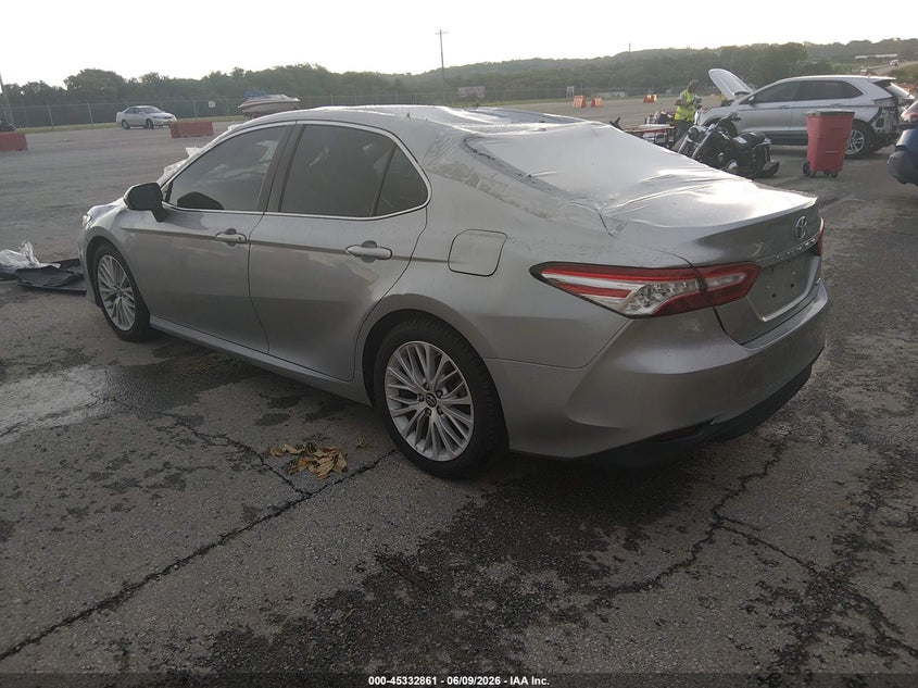 2019 TOYOTA CAMRY auction photo 3