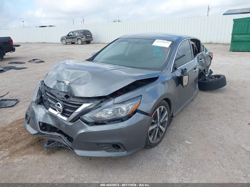 2018 NISSAN ALTIMA auction photo 2