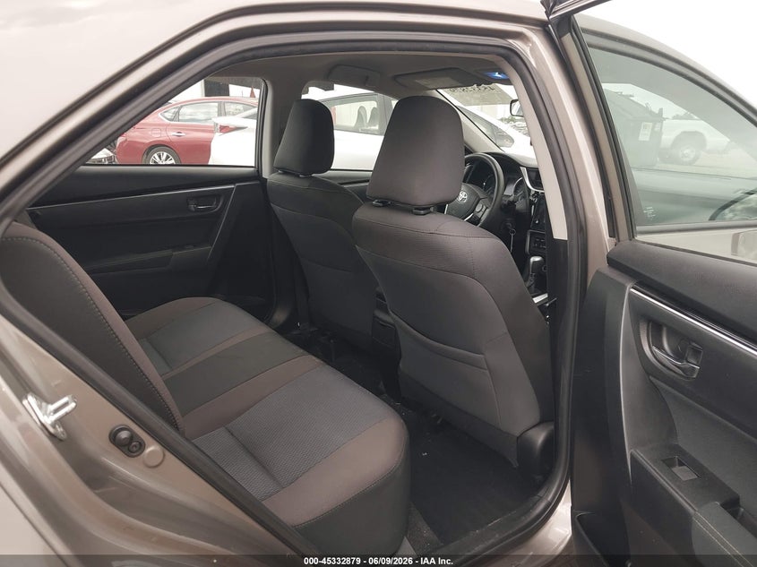 2017 TOYOTA COROLLA auction photo 8