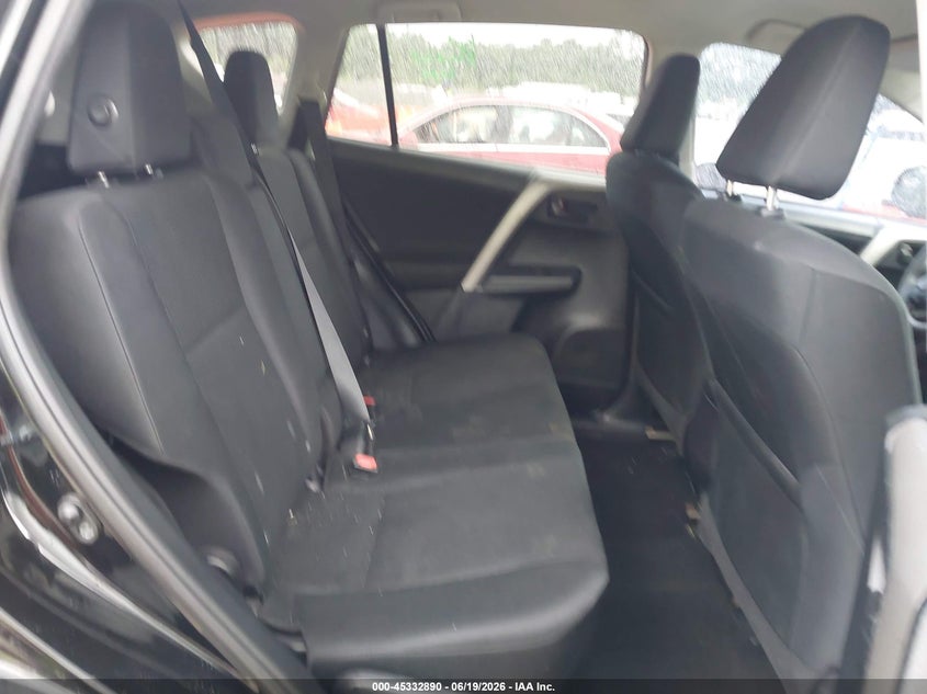 2017 TOYOTA RAV4 auction photo 8