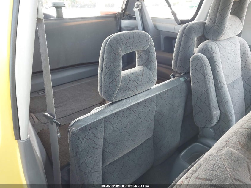 2002 CHEVROLET TRACKER auction photo 8