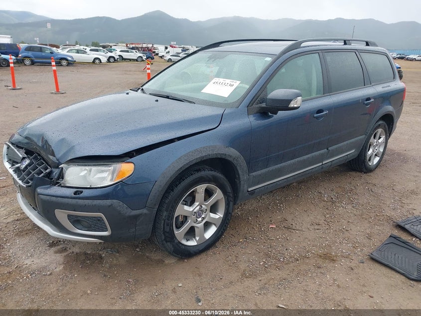 2008 VOLVO XC70 auction photo 2