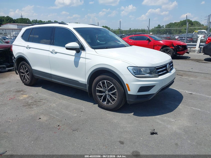 VOLKSWAGEN TIGUAN 2019 VIN 3VV3B7AXXKM199152