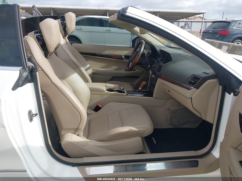 2013 MERCEDES-BENZ E-KLASSE CABRIO 4.6L V-8 DI, DOHC, VVT, TURBO, 402HP