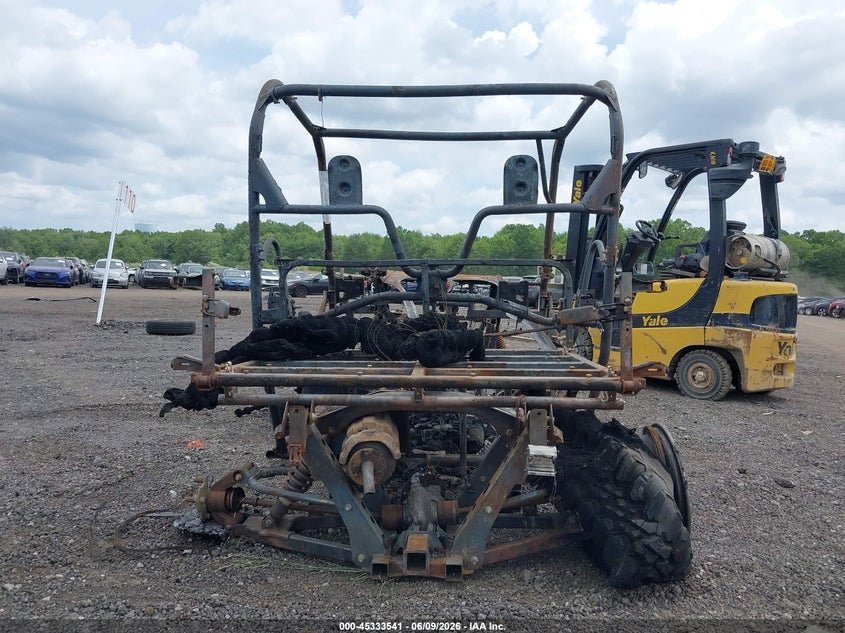 2024 Honda Sxs700 M2 VIN: 1HFVE0299R4900698 Lot: 45333541