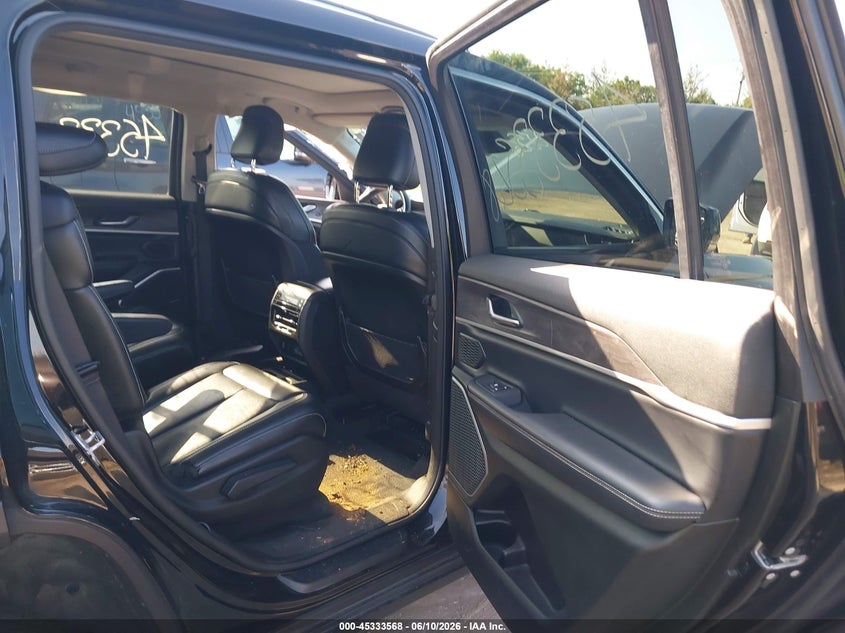 2021 Jeep Grand Cherokee L Limited 4X4 VIN: 1C4RJKBG0M8114131 Lot: 45333568