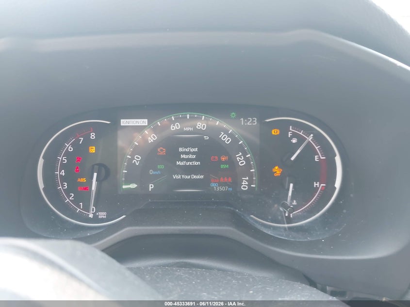 2025 TOYOTA RAV4 auction photo 7
