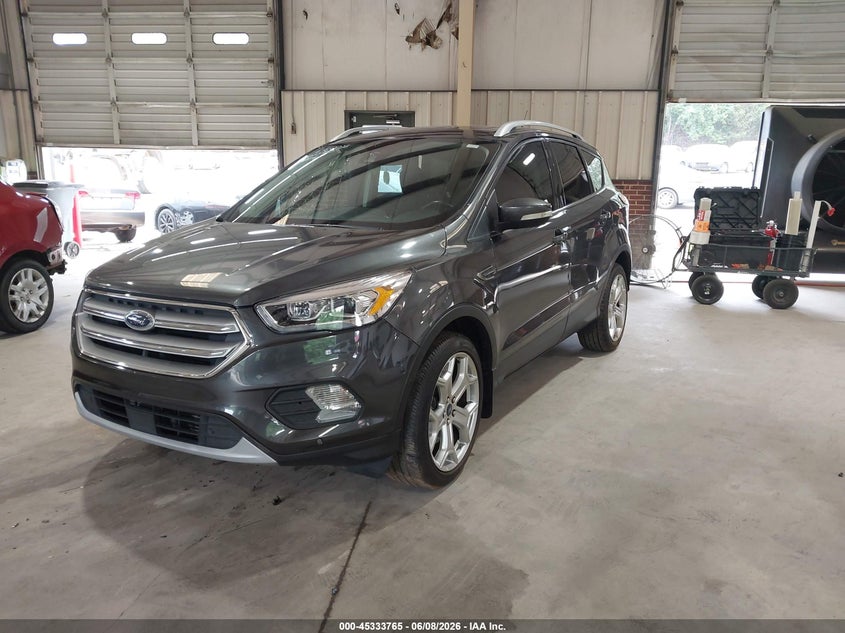 Vin: 1fmcu0j91kua10607, lot: 45831701, ford escape titanium 20192