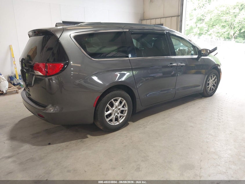 Vin: 2c4rc1dg1mr509327, lot: 45831740, chrysler voyager lxi 20214