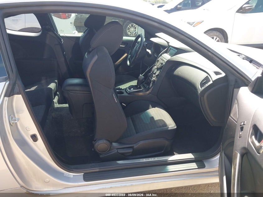 2014 HYUNDAI GENESIS auction photo 5