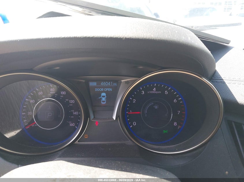 2014 HYUNDAI GENESIS auction photo 7