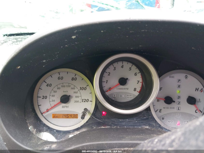 2004 TOYOTA RAV4 auction photo 7