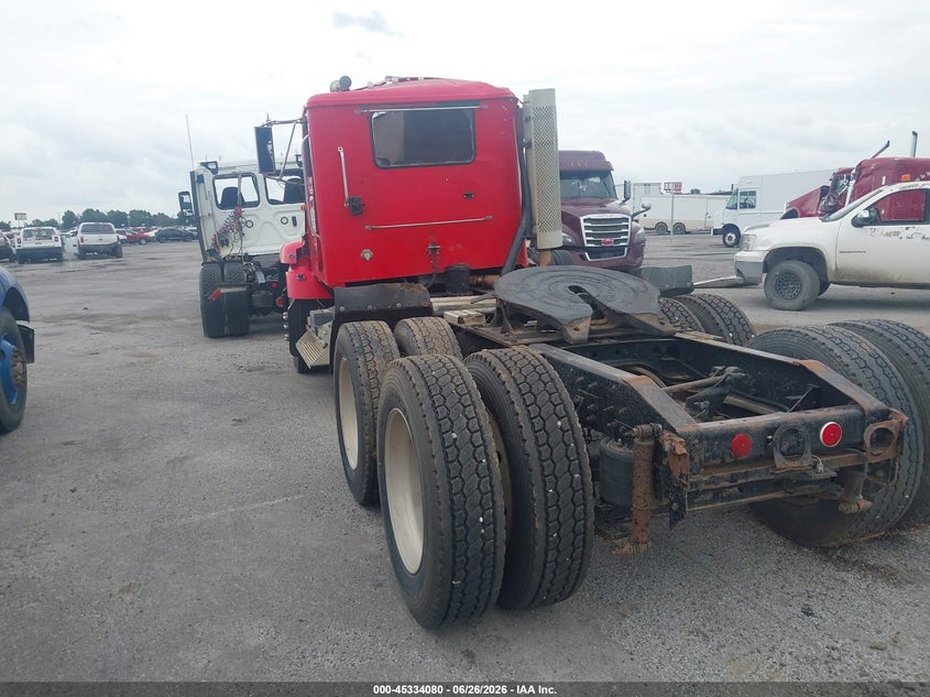 1995 INTERNATIONAL 9200 auction photo 3