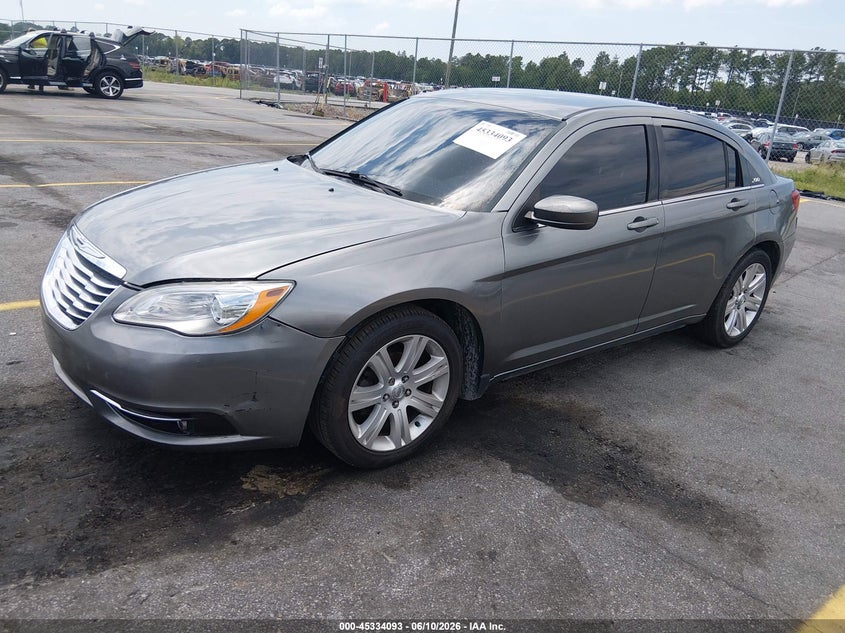 Vin: 1c3bc1fb6bn614074, lot: 45832029, chrysler 200 touring 20112