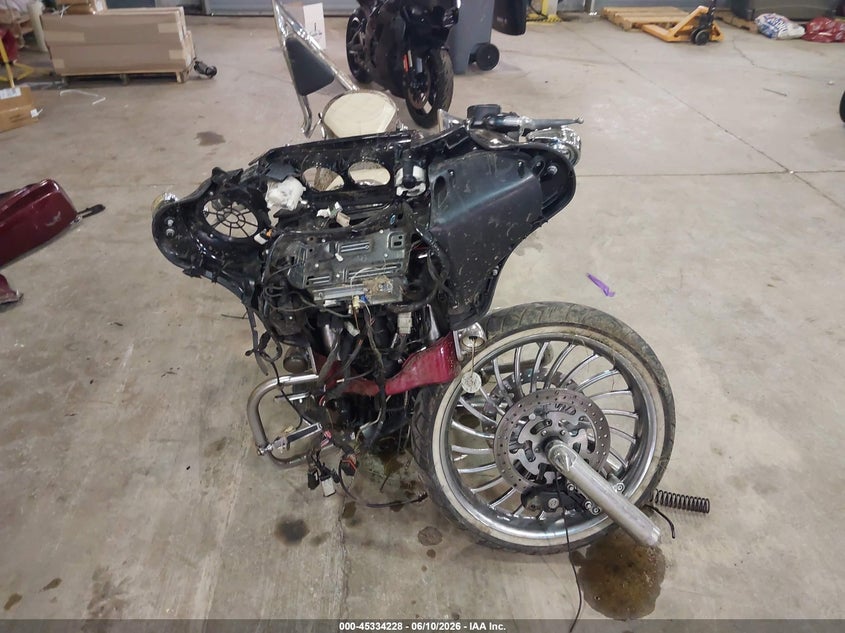 HARLEY-DAVIDSON FLHXS 2016