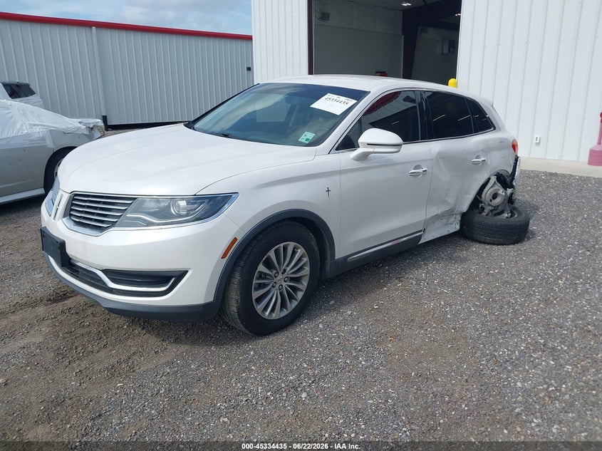 2017 Lincoln MKX, Левый зад, IAAI, VIN 2LMPJ6KR2HBL49696 — фото 2