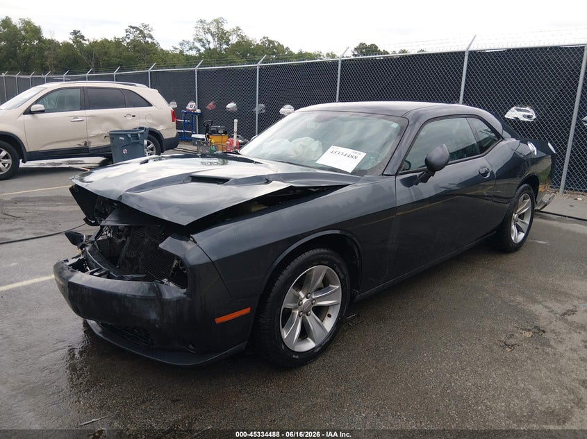 2C3CDZAG0GH331107 2016 Dodge Challenger Sxt photo 1