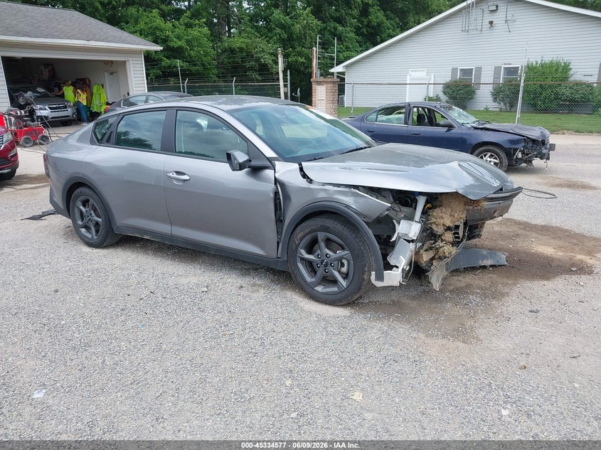 2025 Kia K4