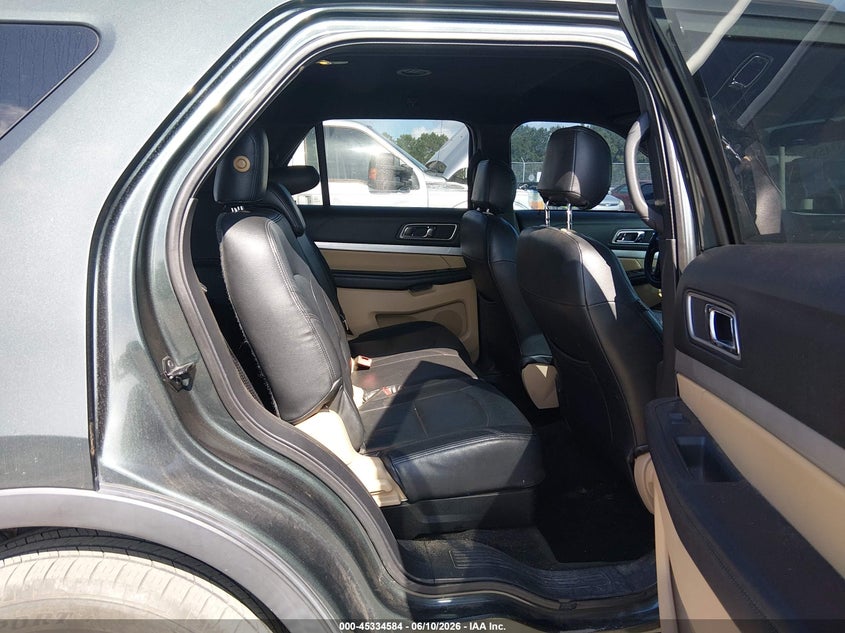 2016 FORD EXPLORER auction photo 8