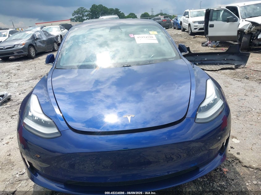 2018 TESLA MODEL 3 SEDAN ELECTRIC
