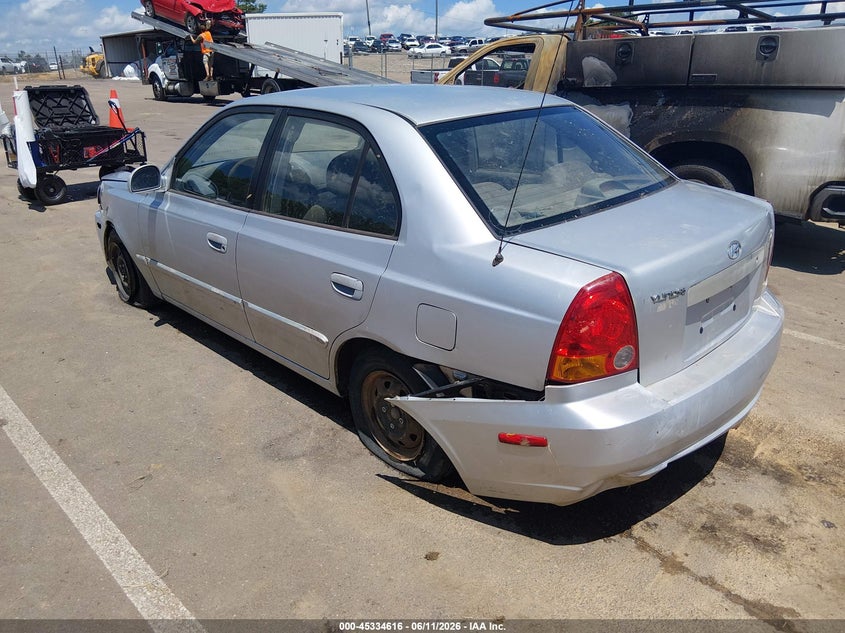2003 HYUNDAI ACCENT auction photo 3