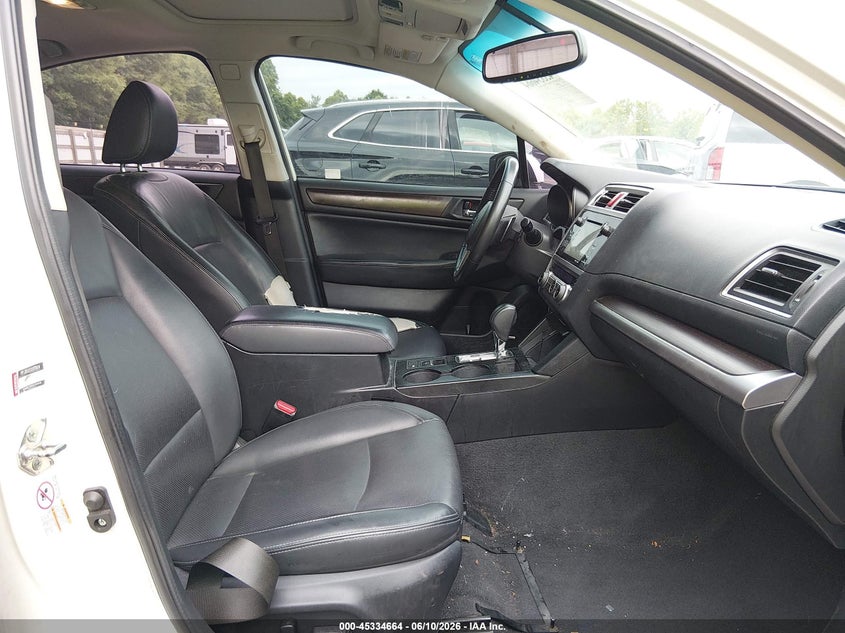 2015 SUBARU LEGACY auction photo 5