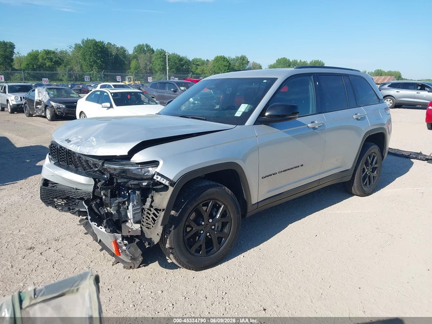 Vin: 1c4rjhag8sc320814, lot: 45832726, jeep grand cherokee altitude x 4x4 20252