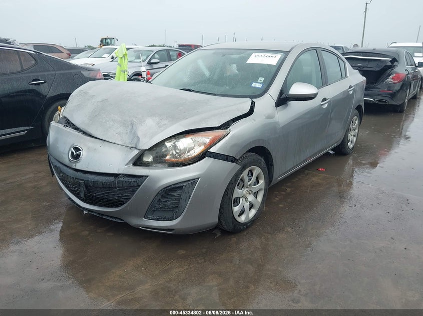 Vin: jm1bl1ufxb1496037, lot: 45832738, mazda mazda3 i sport 20112